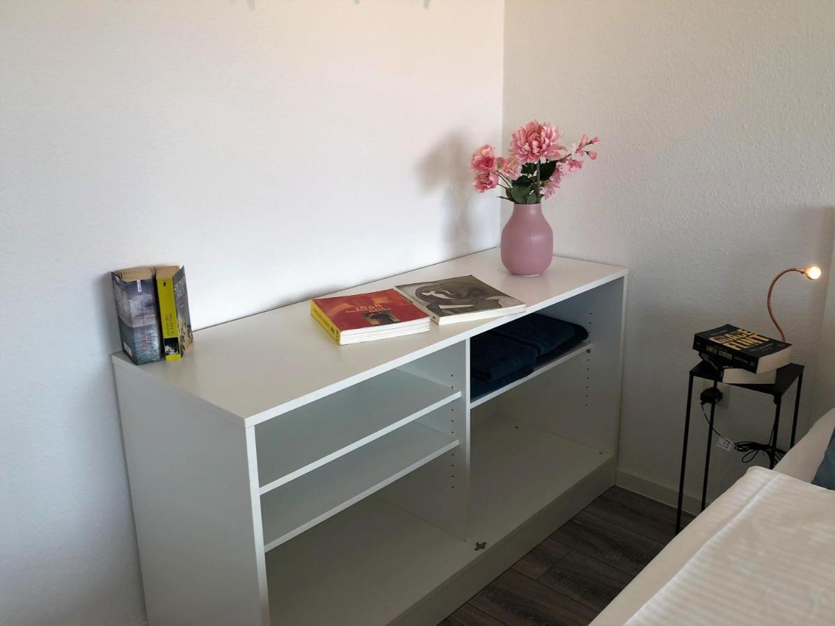 Grosses Appartement Mit Aussichtsbalkon Ludwigsburg Buitenkant foto